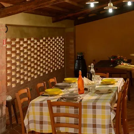 Pretenzano Gospodarstwo agroturystyczne Volterra